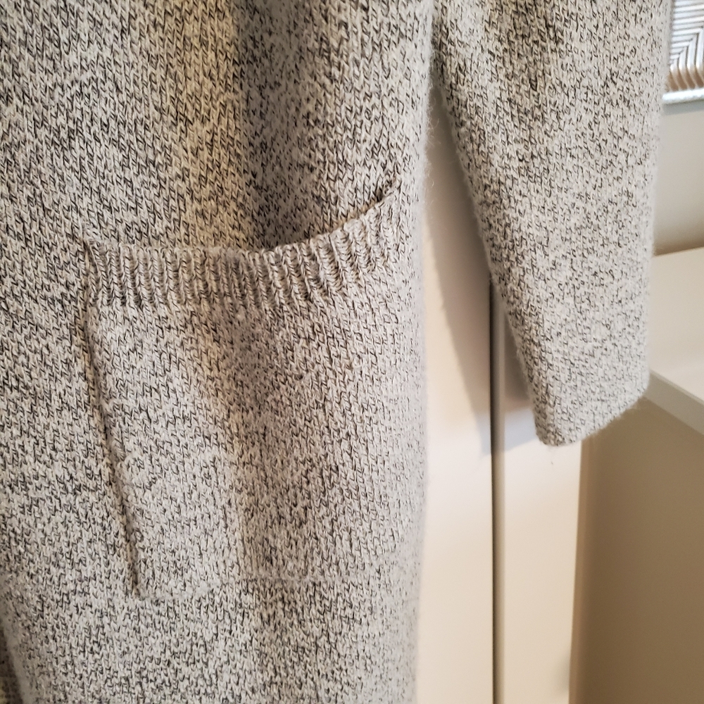 Long Cardigan - Picture 6 of 8